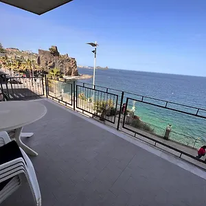 casa-vitale-aci-castello.sicilyhotelsitaly.net/