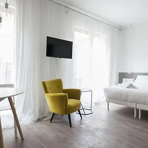 italianway-apartments-poma.it-lombardy.com/